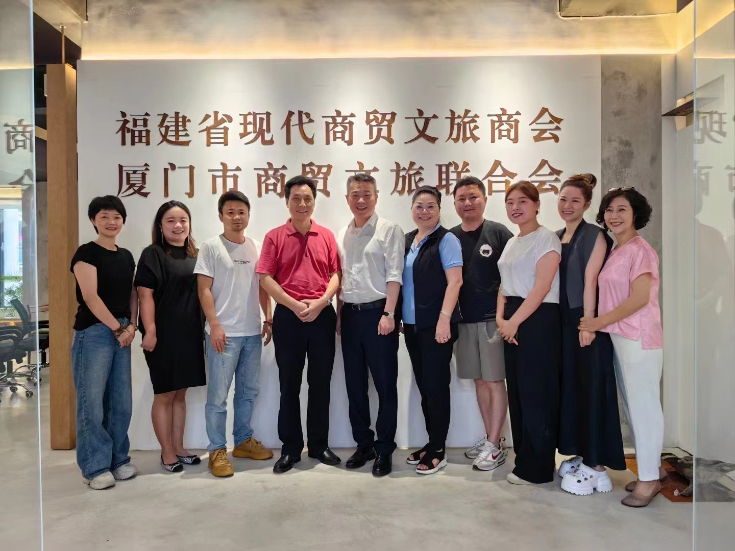 陜西省咸陽市跨境電商國際快件產業(yè)園 